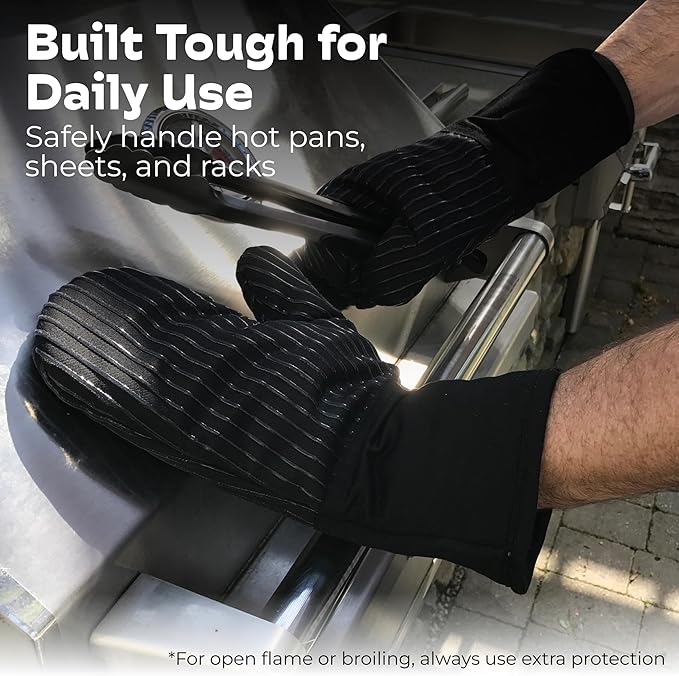Big Red House - Silicone Oven Mitts - Black Set of 2-12.5" - Heat Resistant to 536 F / 280 C Kitchen Gloves - Professional Grade Protection Hot Cooking Baking