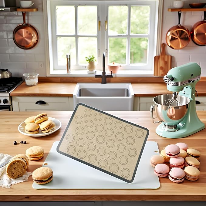 Non-Stick Silicone Baking Mat for Macarons, Pastry, Cookies, and Cakes - 42x29.5cm Silicone Baking Mats & Liners Eco-Friendly Pastry Mats, Baking Tools and Accessories(ZS354)