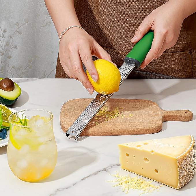 Koythin Zester, Lemon Zester & Cheese Grater with Brush, Heavy Duty Kitchen Tool for Zesting Citrus, Parmesan Cheese, Chocolate, Ginger, Fruits, Stainless Steel with Handle and Cover (Green)