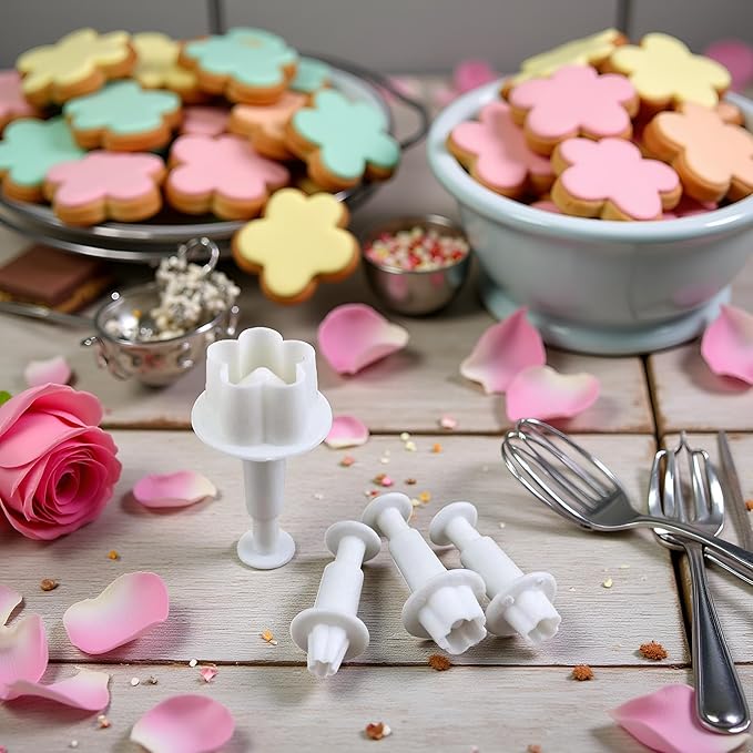 4Pcs White Flower Plunger Cookie Cutter DIY Blossom Flower Cake Fondant Mold Plastic Cake Decorating Tools Baking Accessories Cookie Cutters For Baking Plastic, Dessert and Candy Sculpting Tools