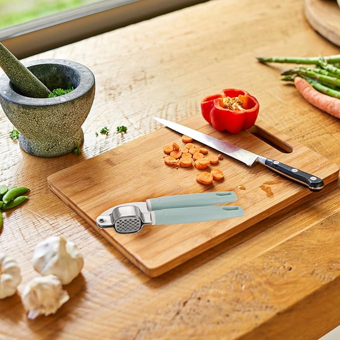 uxcell Garlic Press, 7.7 Inch Stainless Steel Garlic Crusher and Peeler Set for Home Cooks and Professional Chefs, Silver
