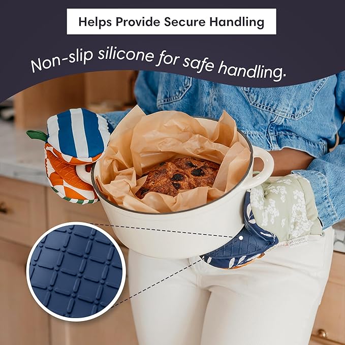 Crae Home - Mini Oven Mitt | Ester Pattern Silicone-Lined Grip Heat-Resistant Cotton Kitchen Mitt with Hanging Loop | Cute Pot Holder Style Oven Glove for Baking & Cooking | 7.5” x 5.5”