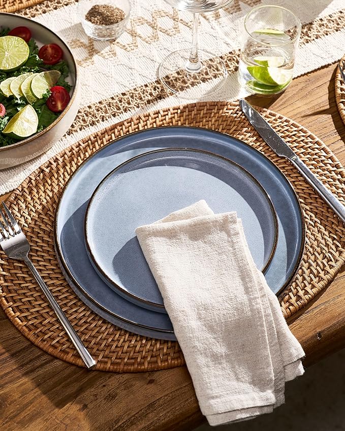 Famiware Annecy Plates and Bowls Sets, Service for 4 (16 Pieces), Dinnerware Sets with Pasta Bowls, Microwave and Dishwasher Safe Dishes Set, Chip and Scratch Resistant, Reactive Blue
