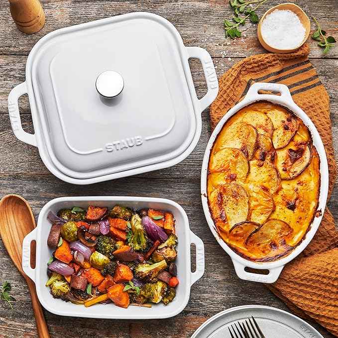 STAUB Ceramic 4-pc Baking Pans Set, Casserole Dish with Lid, Brownie Pan, White