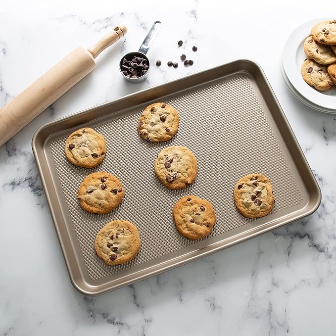 Kitchen Details Pro Series Large Baking Sheet | Dimensions: 17.5" x 11.8" x 1" | Nonstick | Gold | Nonstick |Diamond Base | Easy to Clean | Safe up 500 Degrees
