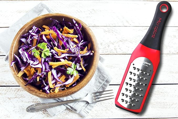 Microplane Artisan Series Cheese Grater and Zester (Extra Coarse, Red)