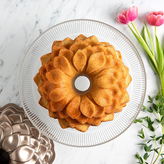 Nordic Ware Blossom Bundt Pan ,Toffee
