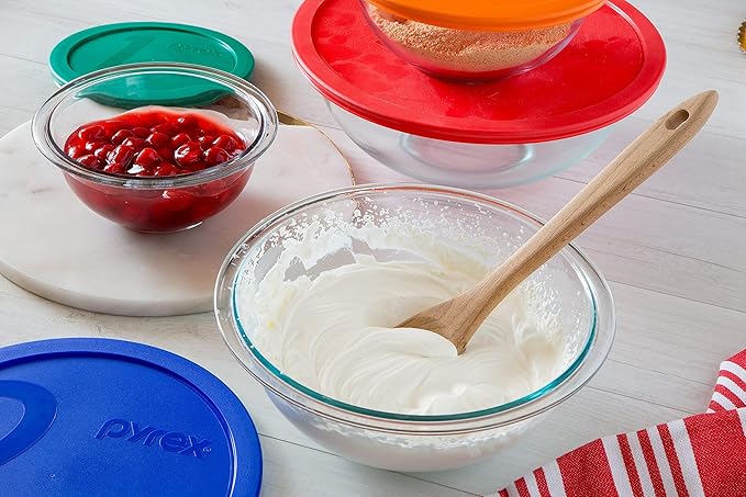 Pyrex 325 2.5qt Glass Mixing Bowl - Made in USA