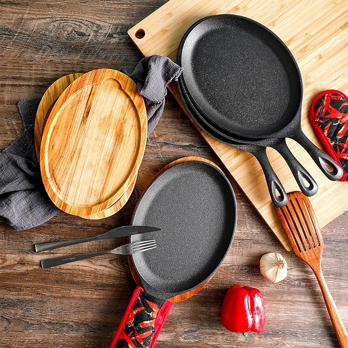 Lallisa 12 Sets Cast Iron Fajita Plate Set Fajita Plate Pan with Wooden Tray Anti Scald Protection Hot Mitt Cast Iron Skillet Set for Home Barbecue Kitchen Party Restaurant Catering Service