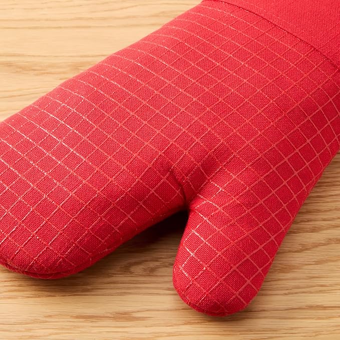 KITCHENAID Gourmet Series Gridlines Oven Mitts 2-Pack Set, Heat Resistant up to 600°F, Soft Silicone Grip, Magnetic Cuff, Passion Red, 7"x14"