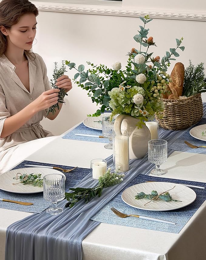 Leetaltree Gradient Blue Woven Placemats Set of 6 - Heat Resistant Non-Slip Place mats for Dining Table, Washable Durable PVC Vinyl Woven Table Mats(Gradient Blue, 6)