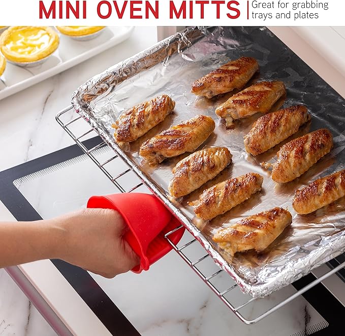 COOK WITH COLOR Silicone Oven Mitts- Heat Resistant Gloves with Soft Quilted Lining Oven Mitt Pot Holders for Cooking and BBQ, Red, Mitt Set