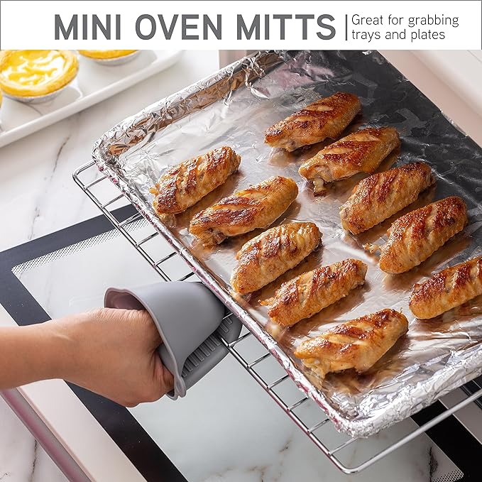 COOK WITH COLOR Silicone Oven Mitts- Heat Resistant Gloves with Soft Quilted Lining Oven Mitt Pot Holders for Cooking and BBQ, Gray, Mitt Set