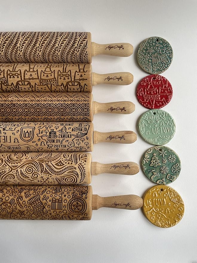 DRAGONS embossing rolling pin. Wooden embossing rolling pin with dragons