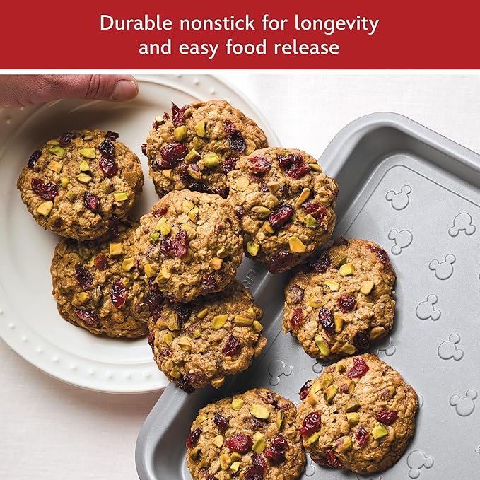 Farberware Disney Bake with Mickey Mouse Nonstick Bakeware Set/Baking Pans with Disney Home Oven Mitts, Cookie Pans, Muffin/Cupcake and Loaf Pan, 6 Piece Non Stick Bakeware Set - Red