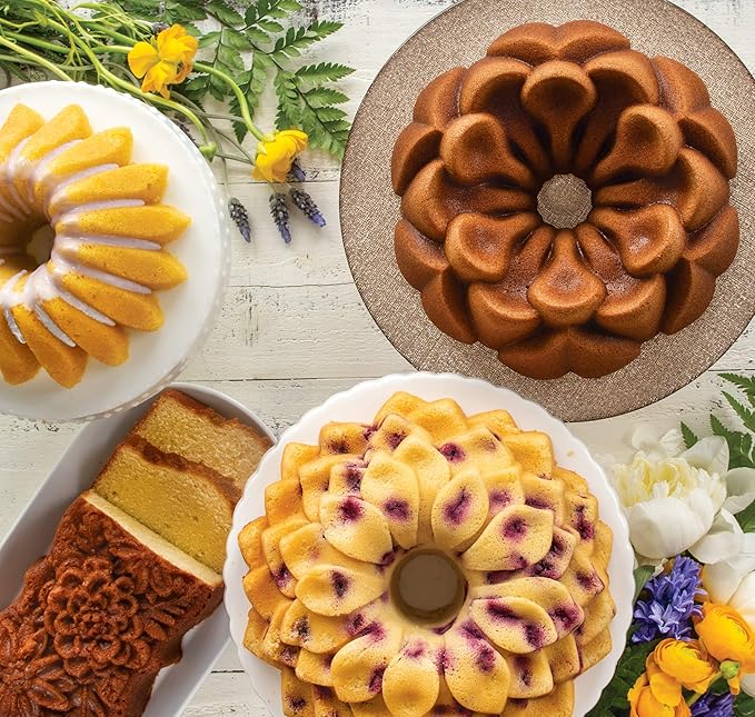 Nordic Ware Magnolia Bundt, 10 Cup, Toffee