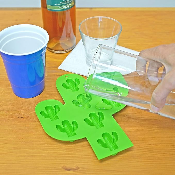 Fairly Odd Novelties Cactus Shaped Ice Cube Tray Funny Novelty Southwest Desert Themed Molds, One Size, Green,FON-10301
