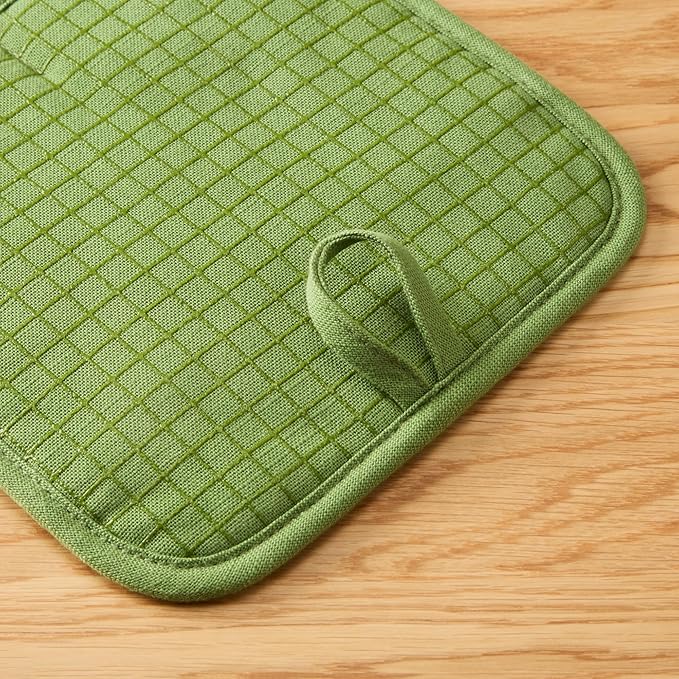 KITCHENAID Gourmet Series Gridlines Pot Holders 2-Pack Set, Heat Resistant up to 600°F, Soft Silicone Grip, Magnetic Cuff, Matcha Green, 8"x8"